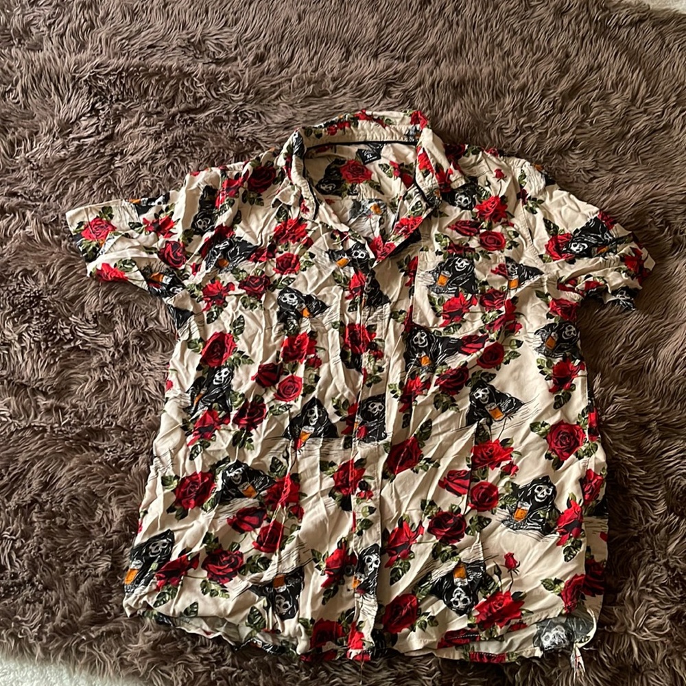 Tilly’s men’s button up